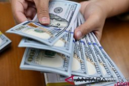 Dolar melemah, Fed dan Evergrande jadi fokus