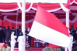 Gubernur Jatim ajak kaum muda perkuat solidaritas untuk bangkit dari pandemi