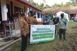 Perhutani fokus bantu keperluan ibu dan anak korban bencana Semeru