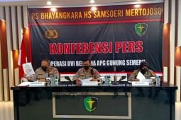 Tim DVI Polda Jatim serahkan tujuh jenazah korban bencana Semeru