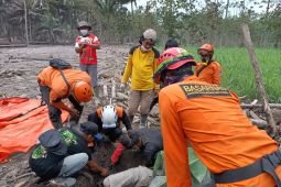 Korban meninggal terdampak awan panas guguran Semeru bertambah jadi 34 orang