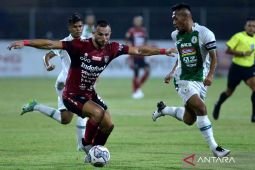 Liga 1: Bali United ancam posisi Arema FC