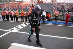 Formula 1: Hamilton " kehilangan sedikit kepercayaan" setelah gagal raih gelar