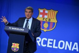 Laporta indikasikan Barca mundur dalam perburuan transfer Haaland