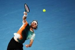 Tsitsipas siap bertanding di Indian Wells usai pulih dari operasi siku