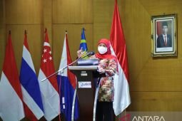 Gubernur Khofifah berbagi kiat jadi pemimpin pada Diklatpimnas di Makassar