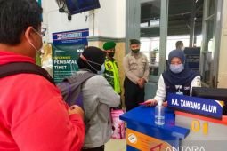 Pemudik mulai padati stasiun wilayah Daop 9 Jember