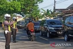 Jalur lalu lintas di Madura menuju Surabaya terpantau padat