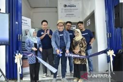 Apotek komunitas di Surabaya melayani gratis ongkos kirim