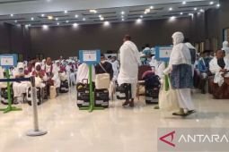 Berpakaian ihram sejak dari AHES, JCH gelombang II diberangkatkan