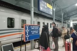 Penumpang belum vaksin booster dilarang naik KA jarak jauh