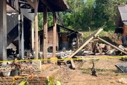 Forkopimda Jember tinjau lokasi pembakaran rumah warga
