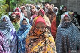 Ribuan "emak-emak" ikuti Festival Tudung Lingkup