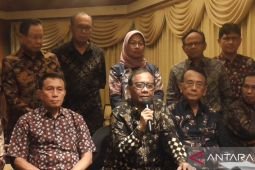 Tim penyelesaian pelanggaran HAM berat rapat perdana di Kota Surabaya