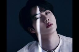 Jin BTS luncurkan "The Astronaut" akhir Oktober
