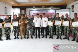 Danramil di Sampang ditunjuk jadi bapak asuh anak stunting