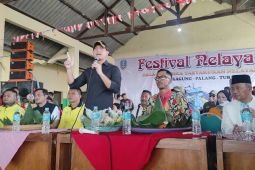 Teknologi lampu ramah lingkungan dikenalkan pada Festival Nelayan Karangagung