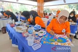 Dikbud Ngawi gelar lomba desain batik motif fosil promosikan Museum Trinil