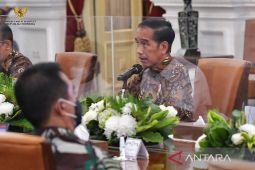 Government may lift PPKM at end of year: Jokowi