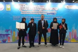 Pelajar SMP di Surabaya raih medali perak di Thailand