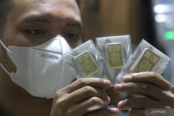 Turun Rp10.000 per gram, berikut daftar harga emas Antam hari ini