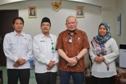 LaNyalla cek kesiapan keberangkatan haji Jatim