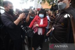 Selvy bungkam usai dipanggil KPK untuk klarifikasi LHKPN