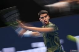 Carlos Alcaraz kalahkan Zverev untuk capai perempat final Madrid Open