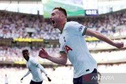 Spurs resmi permanenkan Kulusevski