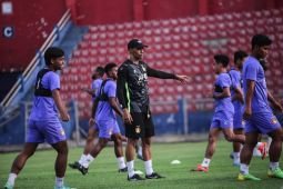Persik lepas Pedro Paulo