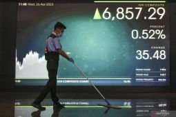 IHSG Senin ini melemah ikuti bursa kawasan dan global