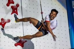 Mahasiswa UM Surabaya raih emas di Piala Dunia Panjat Tebing