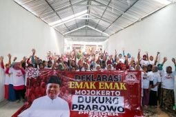 Emak-emak di Jatim dan Jabar deklarasi "Permata 08" menangkan Prabowo