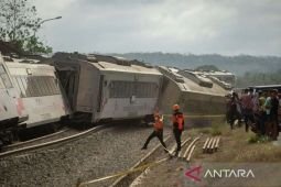 Argo Semeru anjlok, perjalanan KA Wijayakusuma terdampak