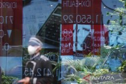 IHSG hari ini naik di tengah pelemahan bursa kawasan Asia