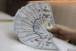 Dolar nyaris datar seiring klaim tunjangan pengangguran AS meningkat