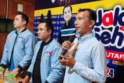 Edukasi ajak hadir ke TPS, relawan Prabowo di Jember gelar jalan sehat