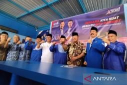 Didampingi Imam Utomo, Fattah Jasin daftar Pilkada Pamekasan melalui Demokrat