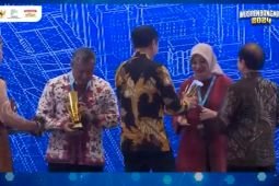 Bupati Banyuwangi terima Penghargaan Pembangunan Daerah dari Presiden