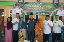 Pemkab Sidoarjo salurkan bantuan pangan kepada 3.974 KPM