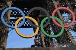 Pembukaan Olimpiade Paris dimulai dengan parade atlet di Seine