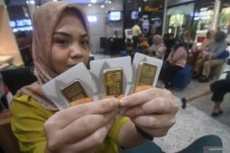 Nilai Antam Selasa melemah jadi Rp1,413 juta per gram