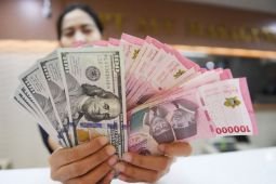 Rupiah menguat saat pasar antisipasi rilis PDB RI kuartal II
