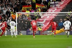 Liga Champions: Andrew Robertson "sengaja" membuat penalti untuk Kelleher