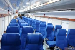 Daop 8 sediakan 26.784 kursi per hari untuk periode Natal Tahun Baru