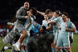 Liga Spanyol - Menang dramatis 2-1, Atletico geser Barcelona dari puncak klasemen