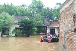 Banjir bandang putus jalur provinsi Trenggalek-Ponorogo-Pacitan