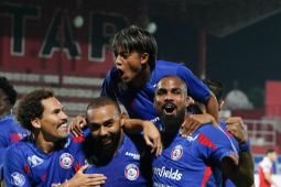 Liga 1: Menang lawan Persija bikin Singo Edan pede, libas Barito Putera 4-2