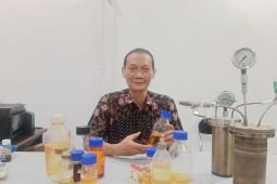 Profesor ITS kembangkan biofuel dari campuran biomassa dan plastik