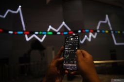 IHSG hari ini turun di tengah pasar "wait and see" pertemuan The Fed